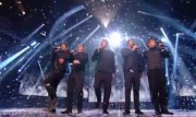 Take That au X Factor 12-12-2010 3532b4111016889