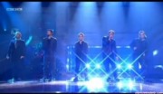 Take That on "Hapes zauberhafte Weihnachten" 17-12-10 539bc7111902610